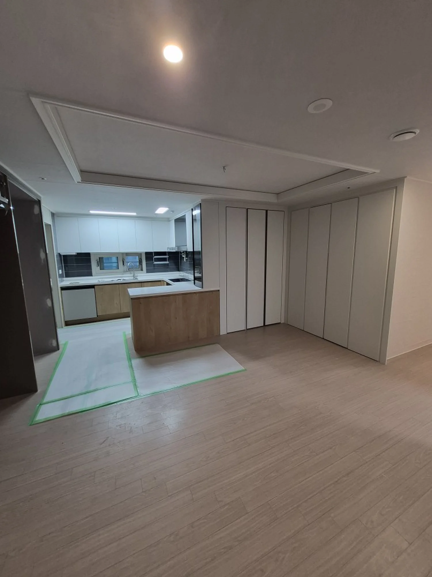 일산 덕양구 인테리어시공 필름 및 도배 시공 현장 7 순인테리어